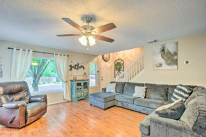San Antonio Family Home about 17 Mi to Downtown!